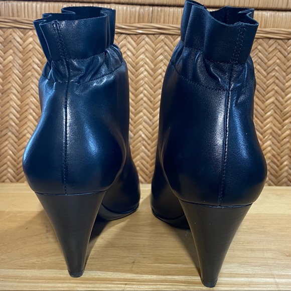 ASH 'Dafne' Ankle Bootie - Picture 3 of 8